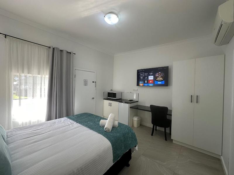 Mia Motel