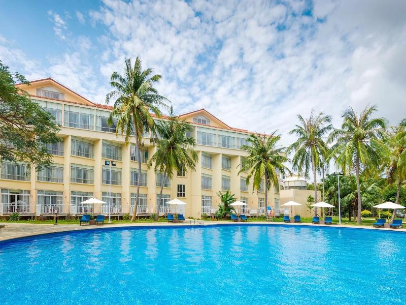 Resort Golden Palm image