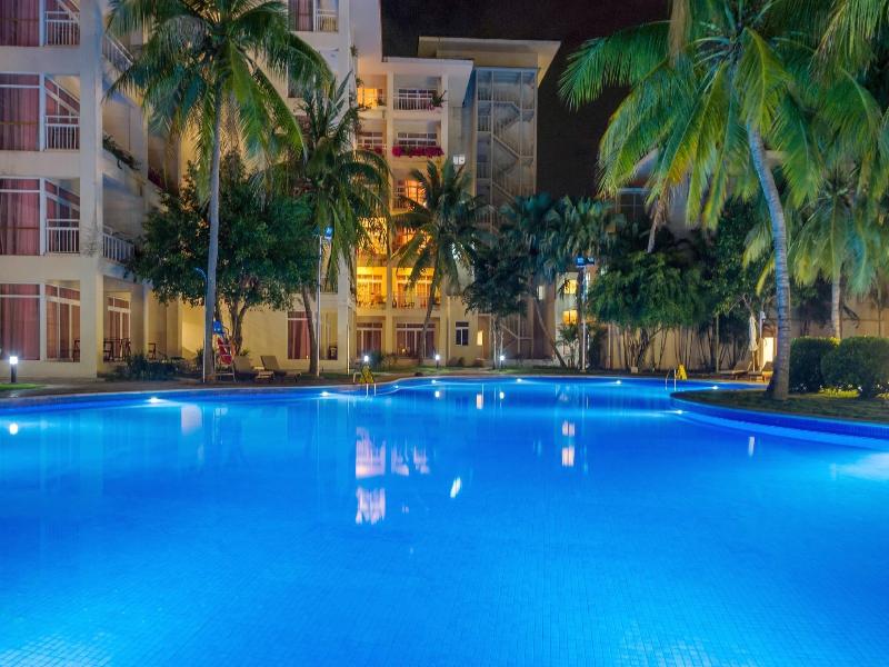 Resort Golden Palm image