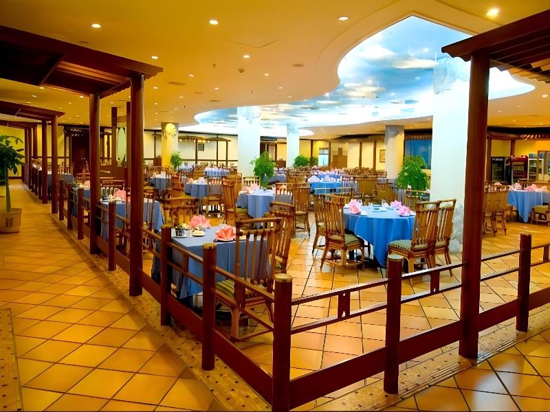 Resort Golden Palm image
