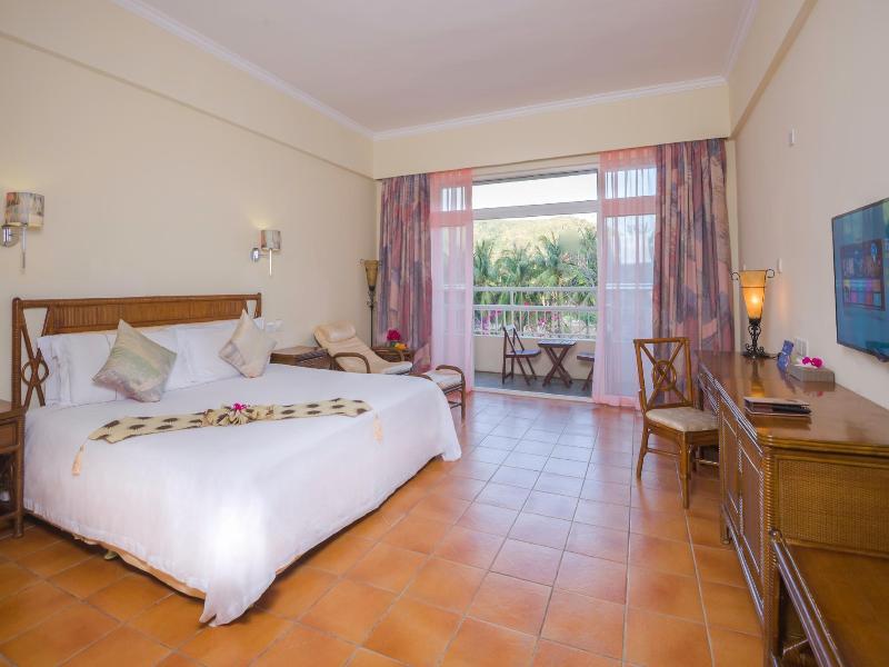 Resort Golden Palm image