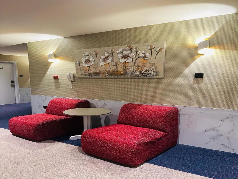 Sky Park Hotel image