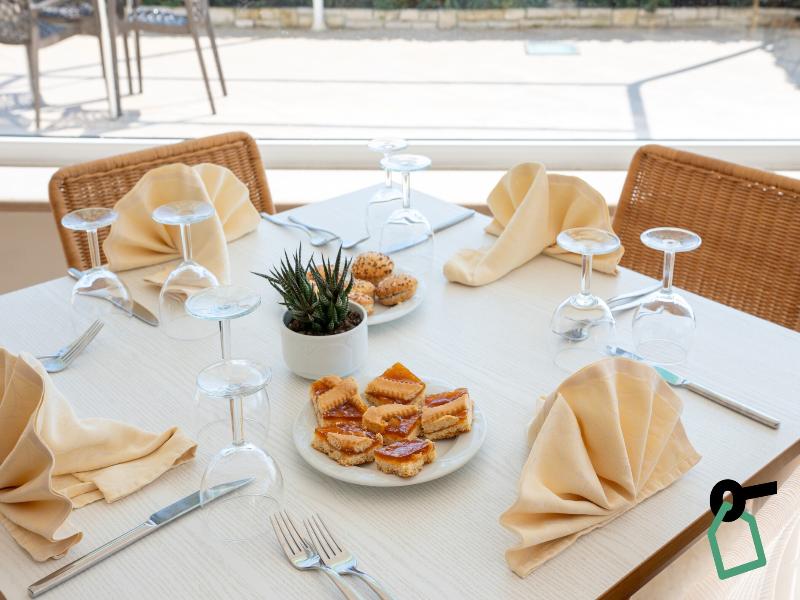 Hotiday Leuca Porto image