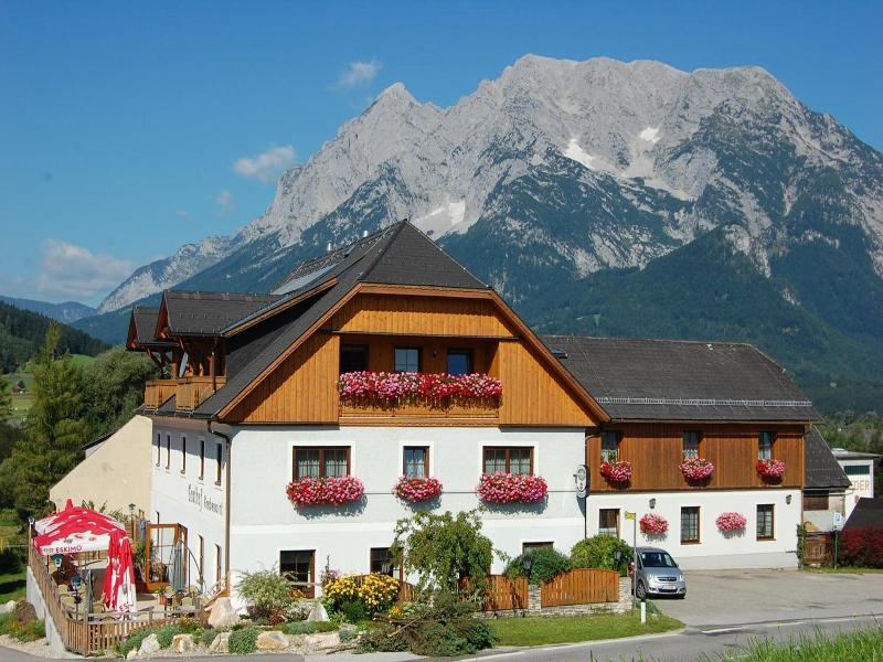 Gasthof Grabenwirt image