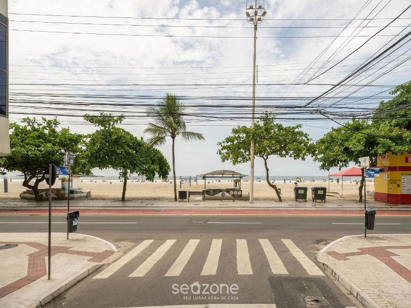 Apt Pé Na Areia Centro De Bc Próx Atrações Aco803