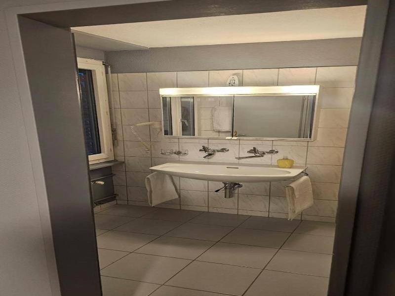 Hotel Check Inn Sumak image
