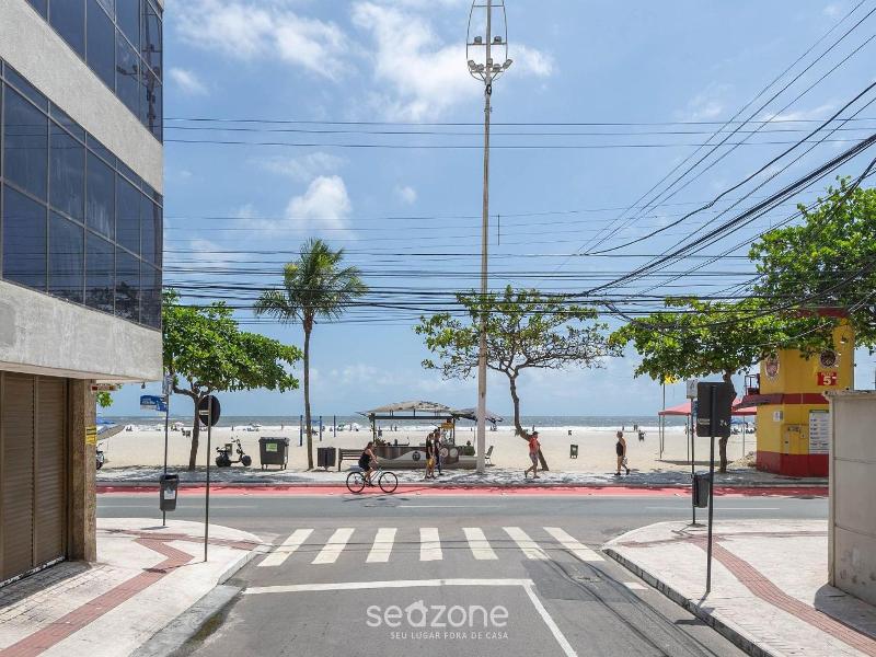 Apto 110m Praia 3q Próx Atrações Em Bc Drb0205