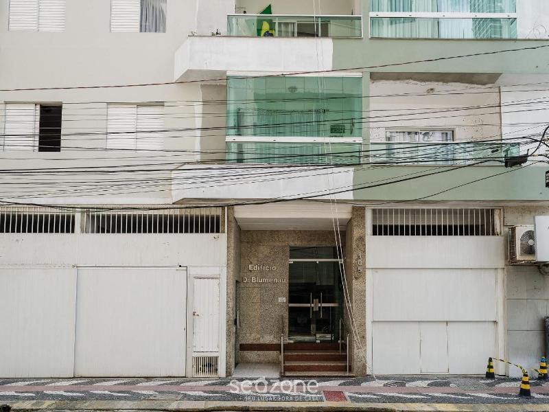 Apto 110m Praia 3q Próx Atrações Em Bc Drb0205