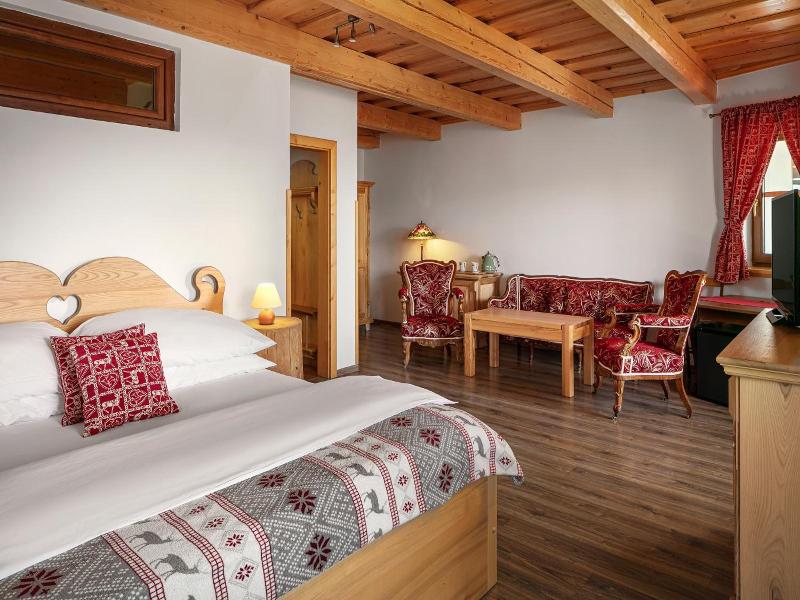 Hotel Krížový Vrch image