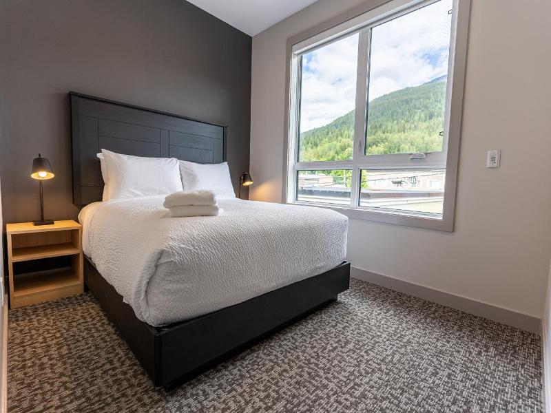 Basecamp Suites Revelstoke image