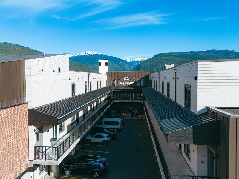 Basecamp Suites Revelstoke image