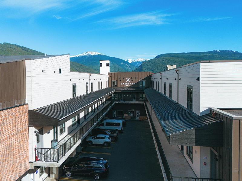 Basecamp Suites Revelstoke image