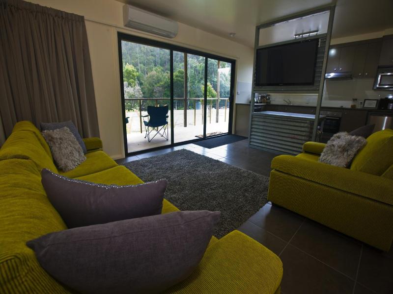Tyenna River Cottages