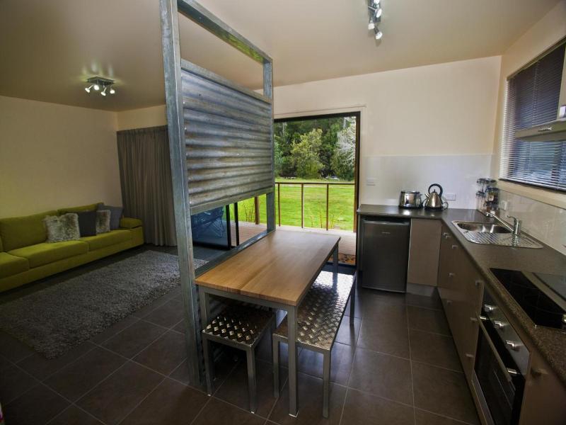 Tyenna River Cottages