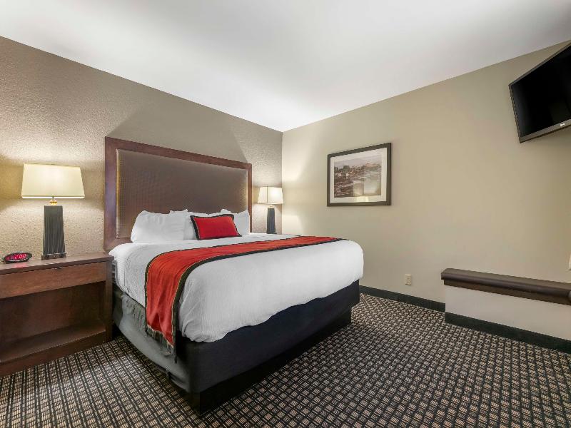Best Western Plus Ramkota Hotel image