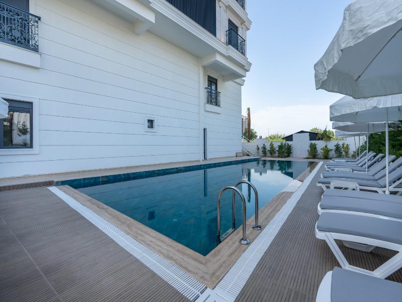 Day Li̇ghts Apart Otel image