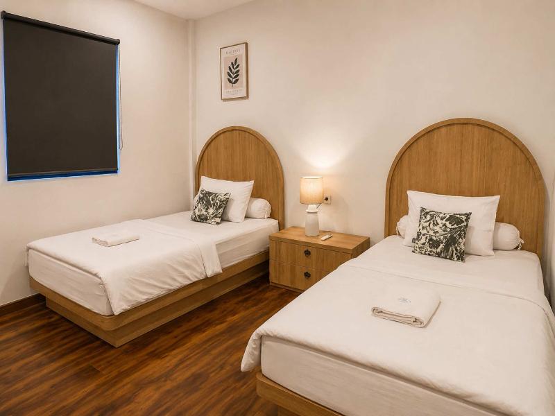 Royal Room 202