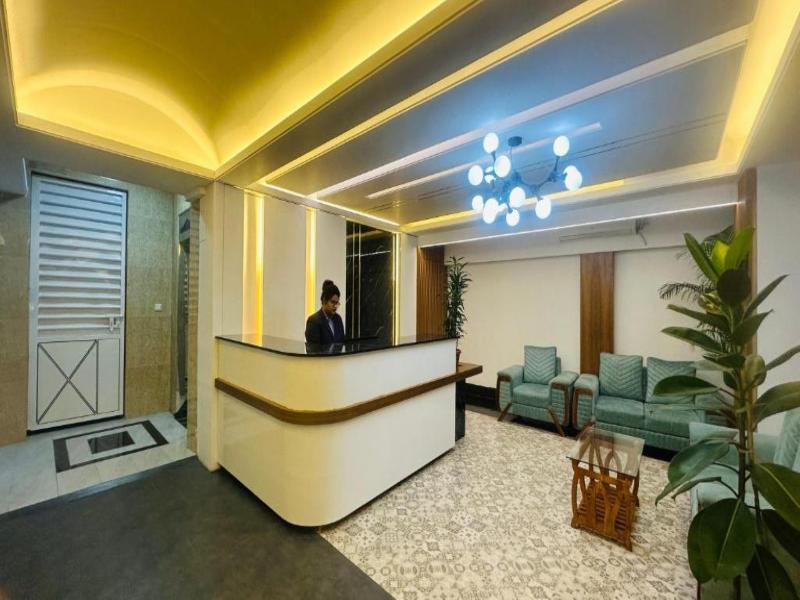 Royal Regent Suites image