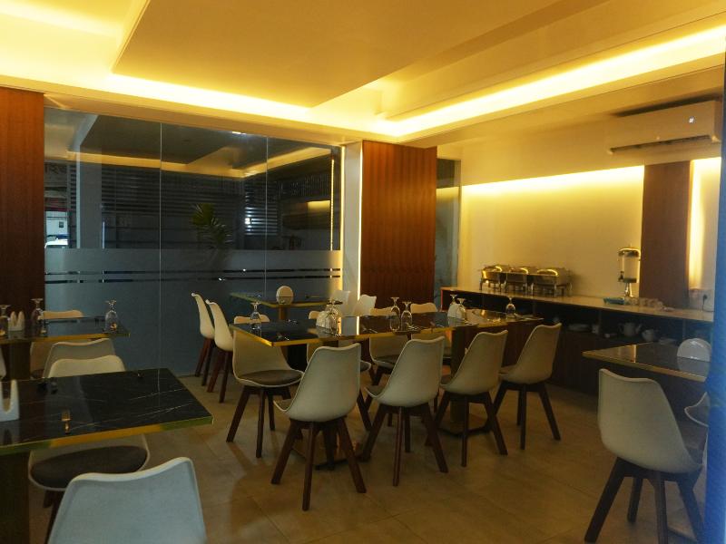 Royal Regent Suites image
