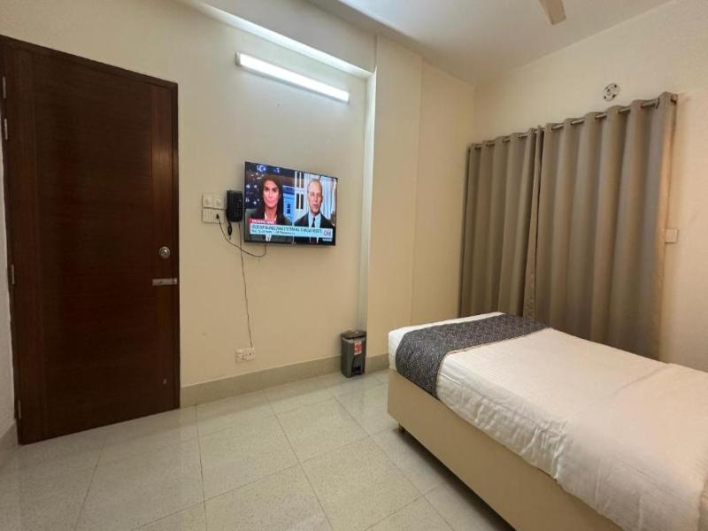 Royal Regent Suites image
