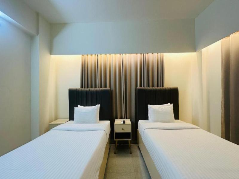 Royal Regent Suites image