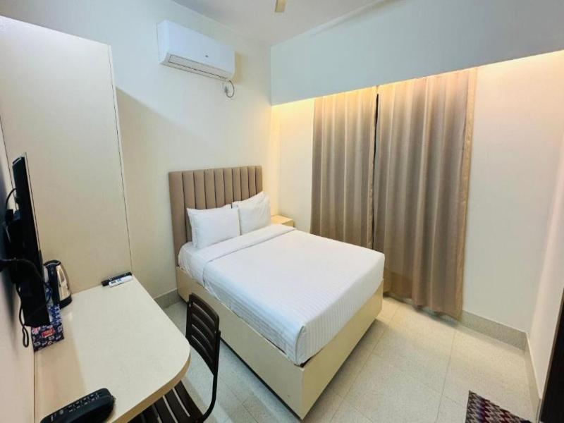 Royal Regent Suites image