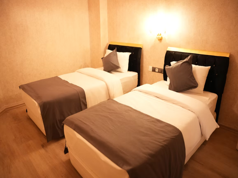 Mira Blue Hotel image