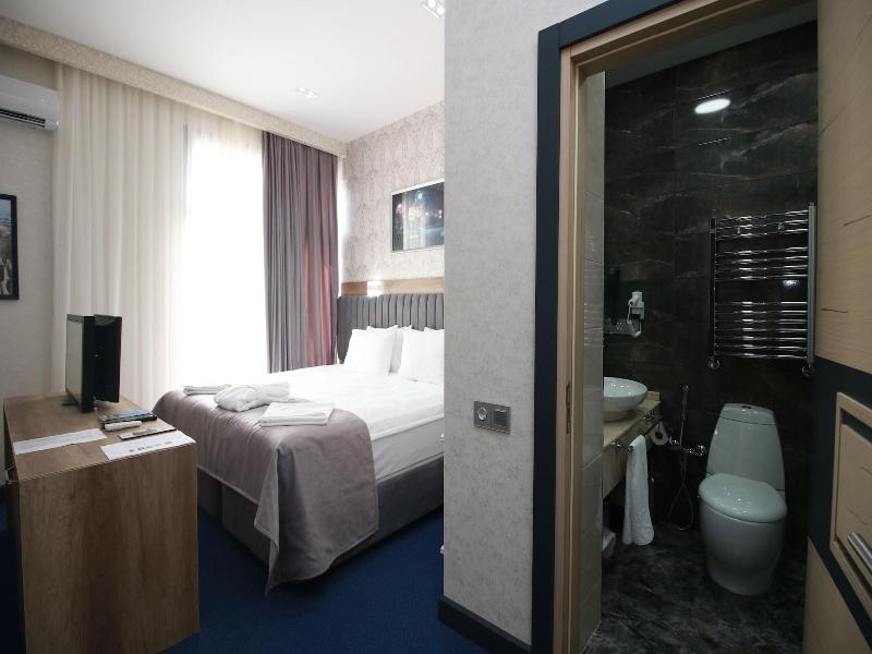 Home Suites Baku Halal Hotel image