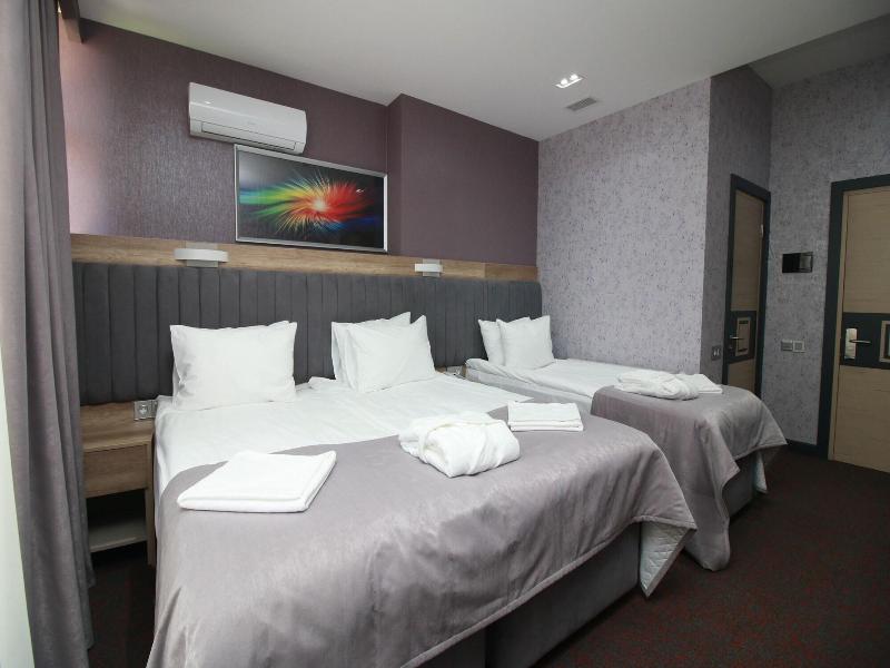 Home Suites Baku Halal Hotel image