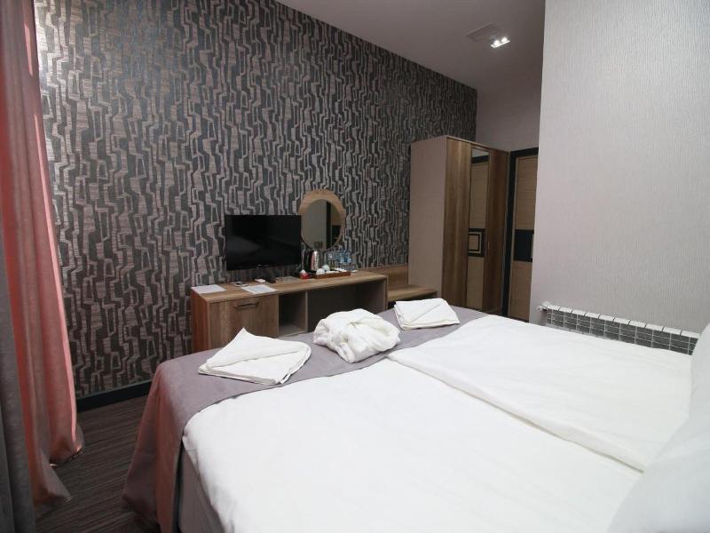 Home Suites Baku Halal Hotel image