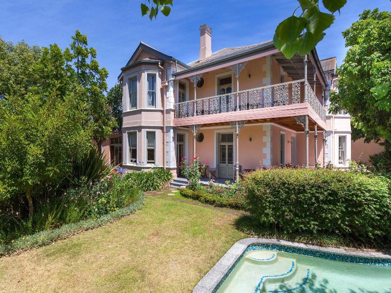 Medindi Manor image
