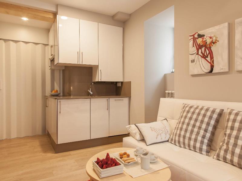 Apartahotel Nova Compostela image