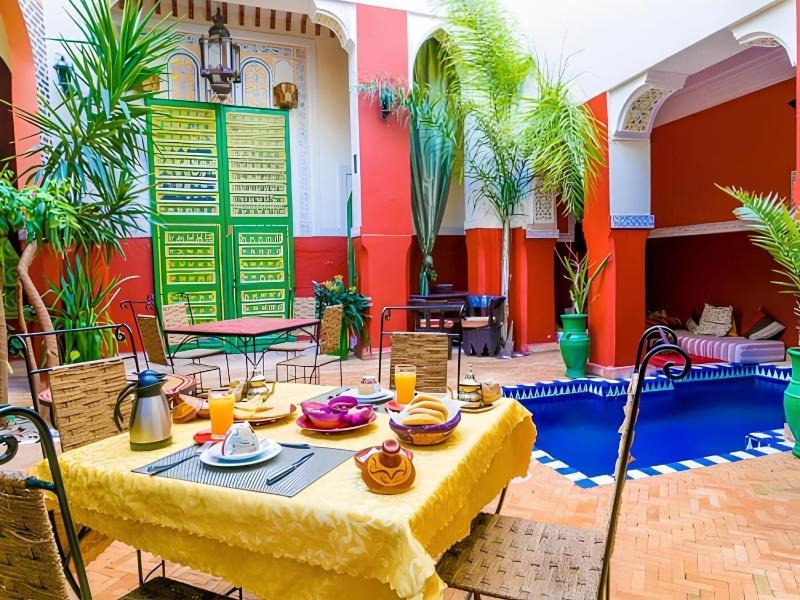 Riad Le Dromadaire Bleu By Weekome image