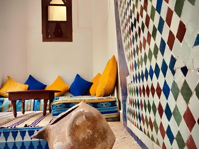 Riad Le Dromadaire Bleu By Weekome image