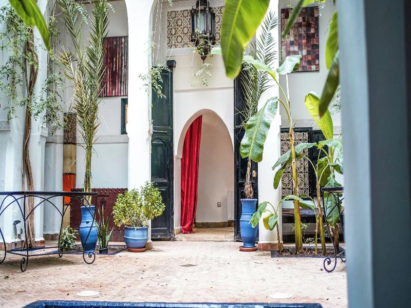 Riad Le Dromadaire Bleu By Weekome image