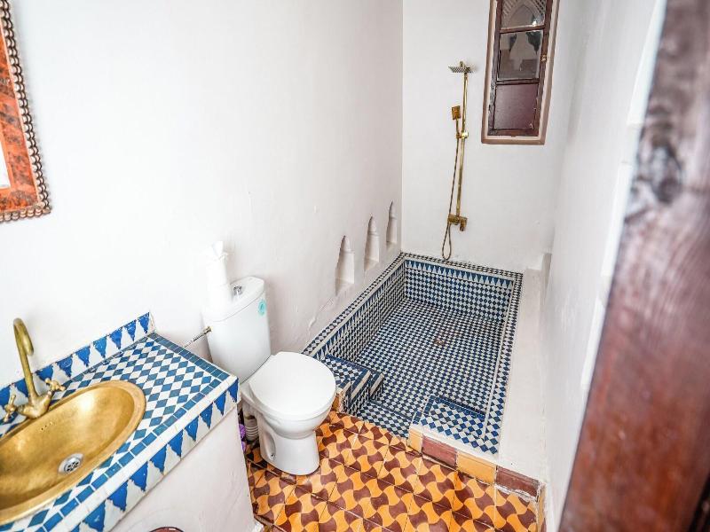 Riad Le Dromadaire Bleu By Weekome image