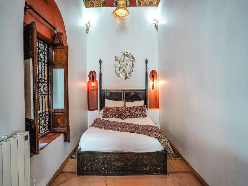 Riad Le Dromadaire Bleu By Weekome image