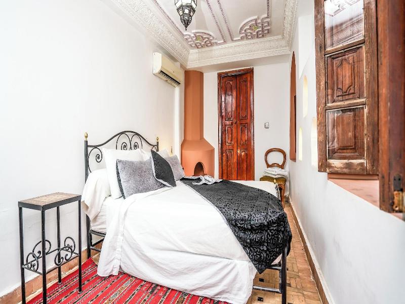 Riad Le Dromadaire Bleu By Weekome image