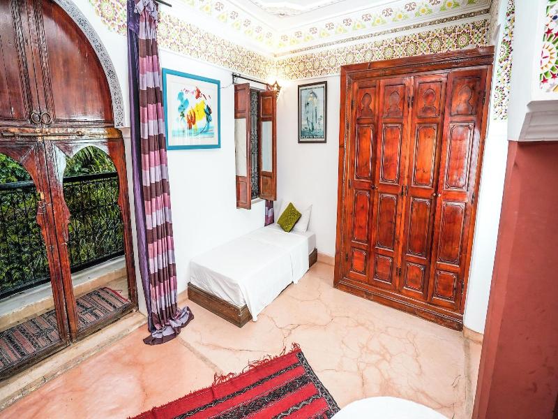 Riad Le Dromadaire Bleu By Weekome image