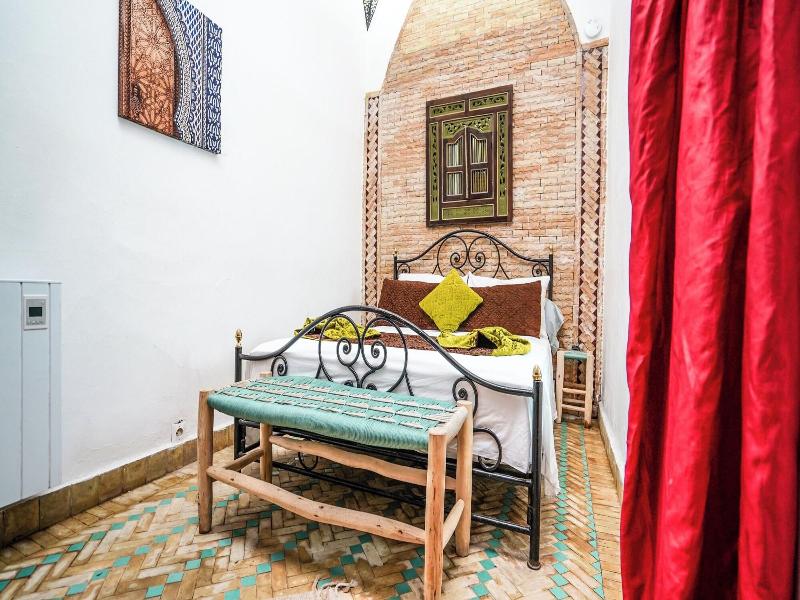 Riad Le Dromadaire Bleu By Weekome image