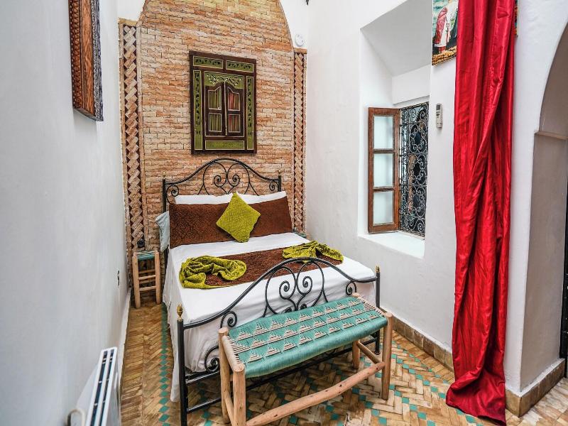 Riad Le Dromadaire Bleu By Weekome image
