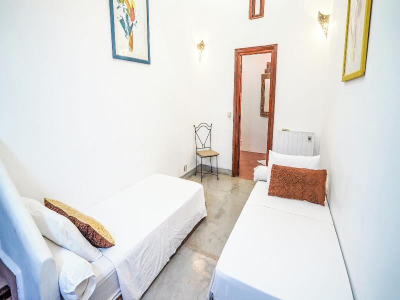Riad Le Dromadaire Bleu By Weekome image