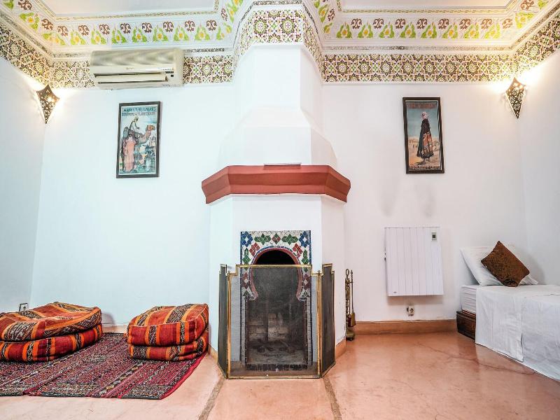 Riad Le Dromadaire Bleu By Weekome image