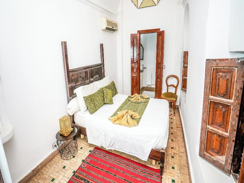 Riad Le Dromadaire Bleu By Weekome image