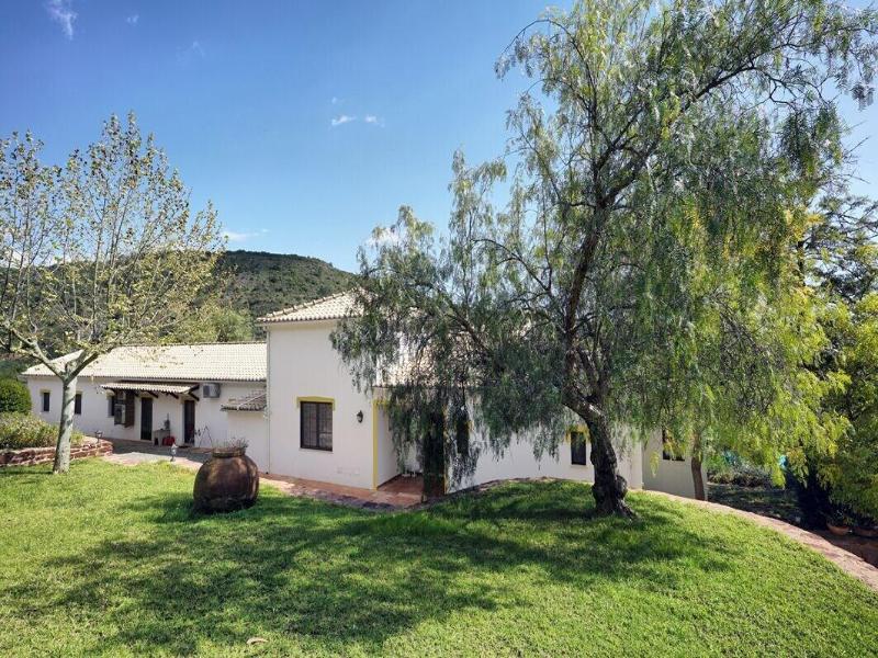 Vale Fuzeiros Nature Guest House — general view