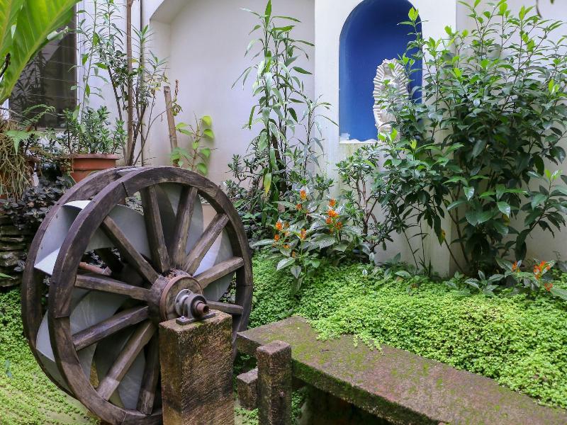 Hotel Villa Serena San Benito image