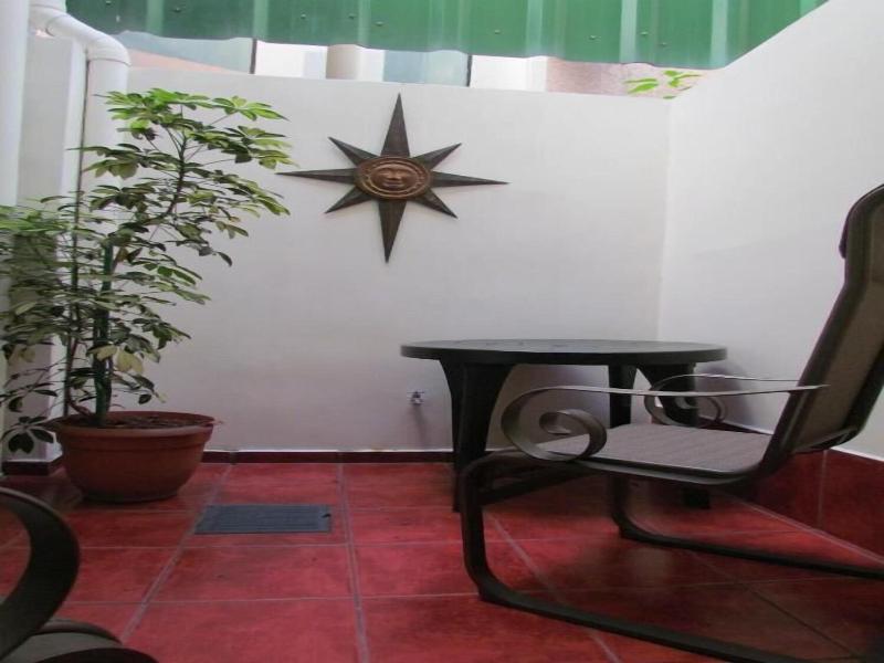 Hotel Villa Serena San Benito image