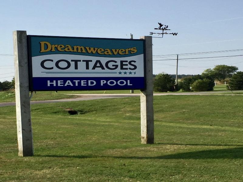 Dreamweavers Cottages And Vacation Homes image