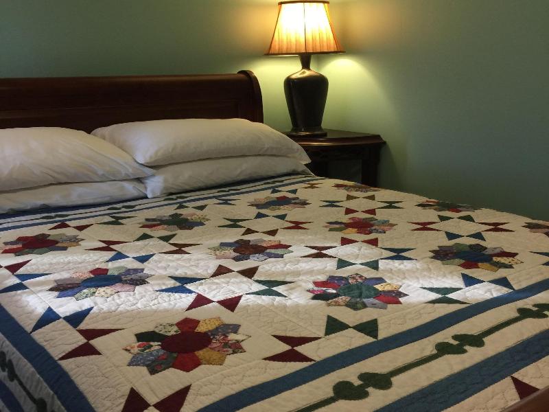 Dreamweavers Cottages And Vacation Homes image