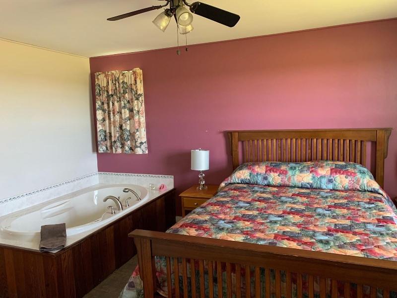 Dreamweavers Cottages And Vacation Homes image